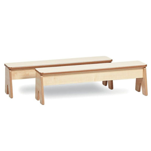 Table et bancs espace enfant Montessori