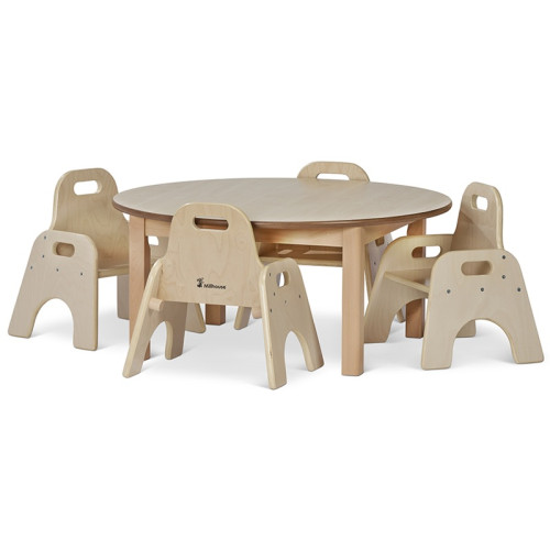 Table ronde et fauteuils pour crèche