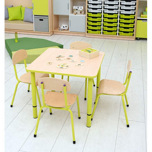 Pack table carrée et 4 chaises - T0
