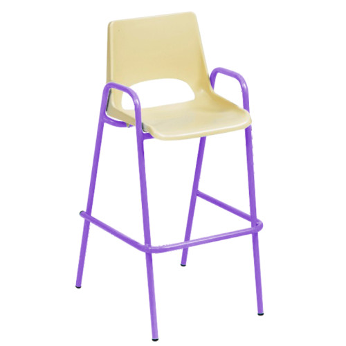 Chaise en hauteur pour la cantine en primaire