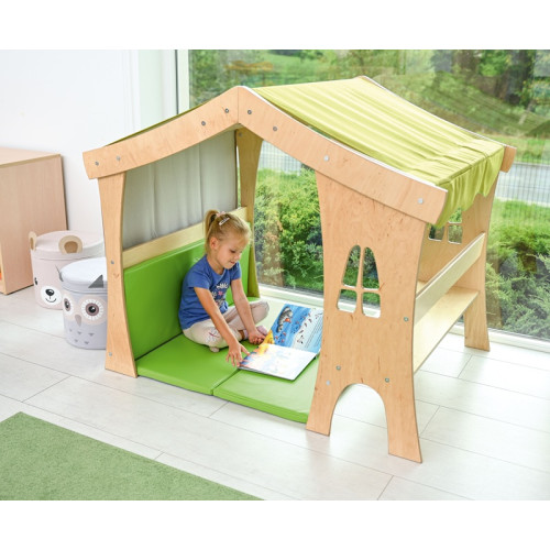 Cabane coin lecture classe maternelle