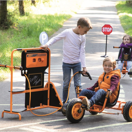 Station service parcours vélo maternelle