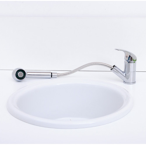 Lavabo avec douchette espace change