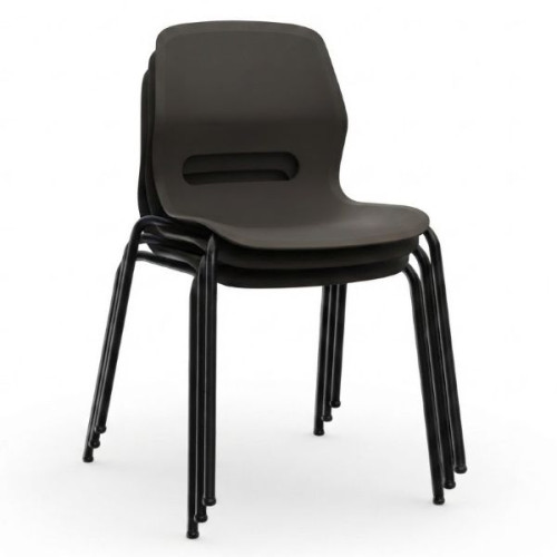 Chaise empilable avec coque incurvée