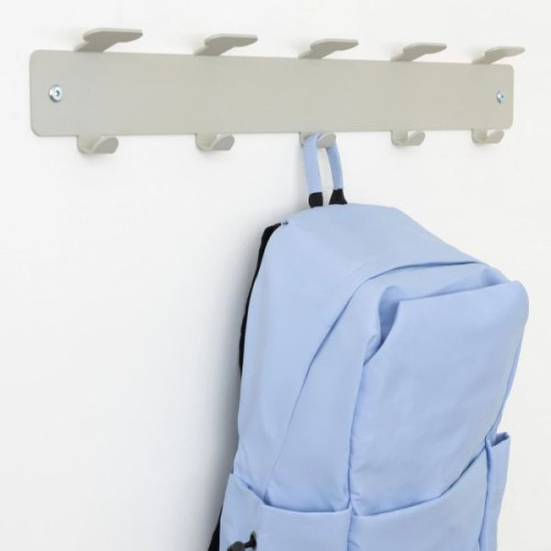 Porte-manteau en aluminium satiné avec cartable