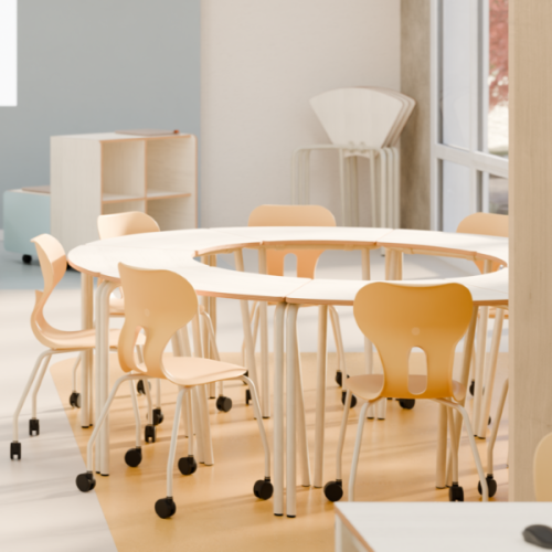 Chaise polypropylène T4 à T6 dans salle de classe