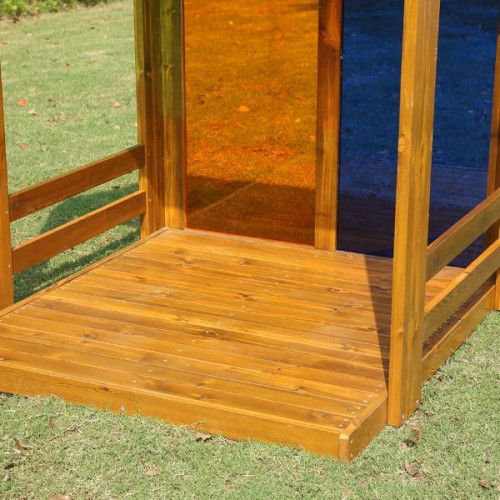 Terrasse petite cabane colorée en bois