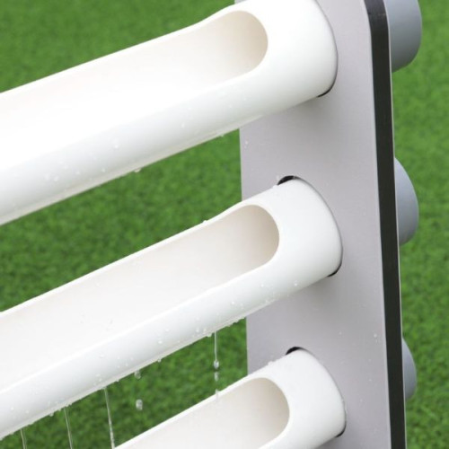 Finition des gouttières en PVC