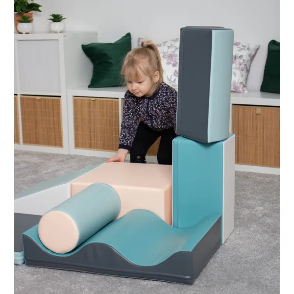 Blocs de motricité en mousse pour crèche permettant de grimper et ramper