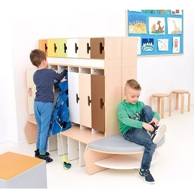Porte manteau grande section pour école maternelle