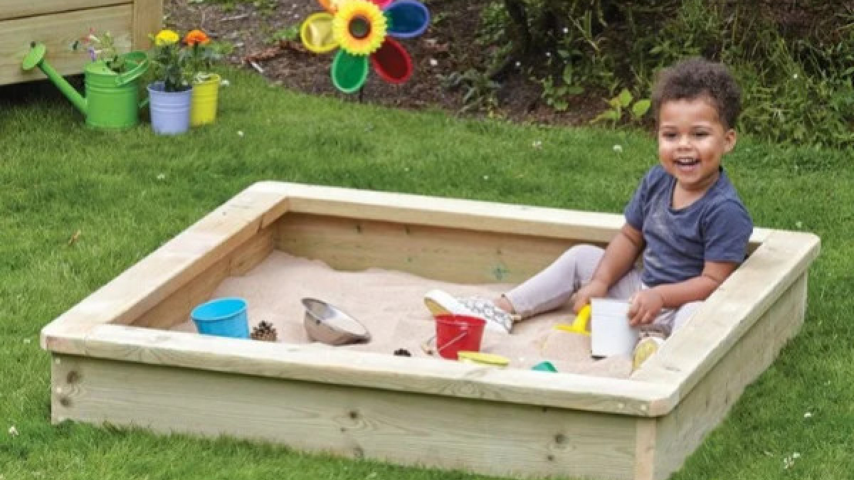 GUIDE : l’aménagement d’une crèche extérieure
