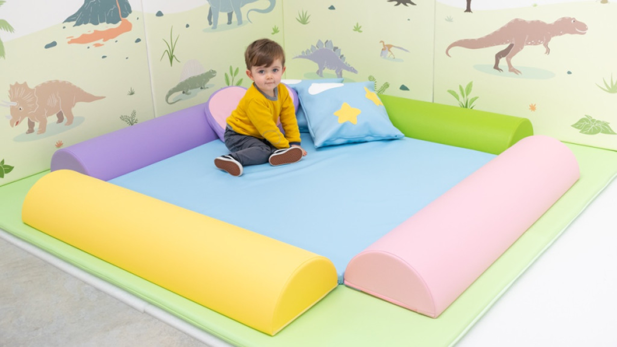 Tapis motricité bébé et tapis sol enfant : guide pour les crèches et structures petite enfance