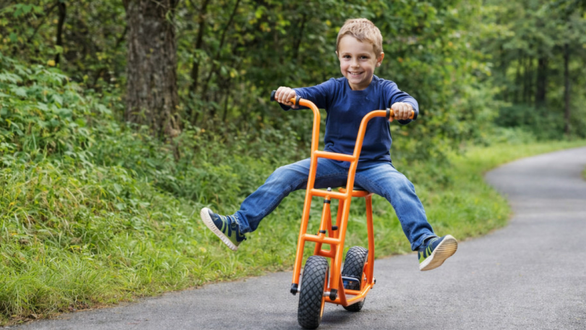 Comment l’organisation de la cour d’école influence le comportement des enfants ?
